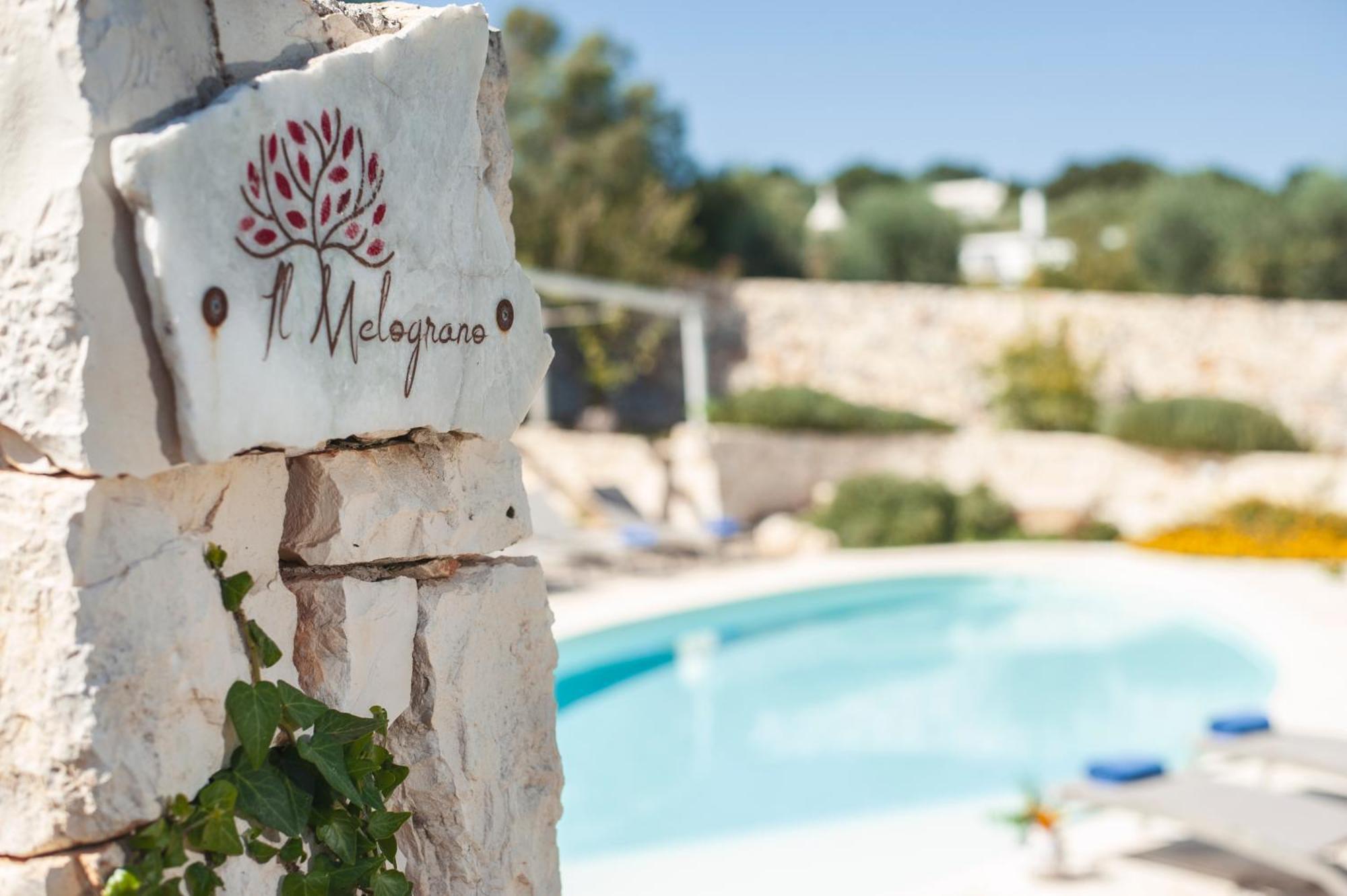 Dimora Il Mandorlo Hotel Ostuni Bagian luar foto