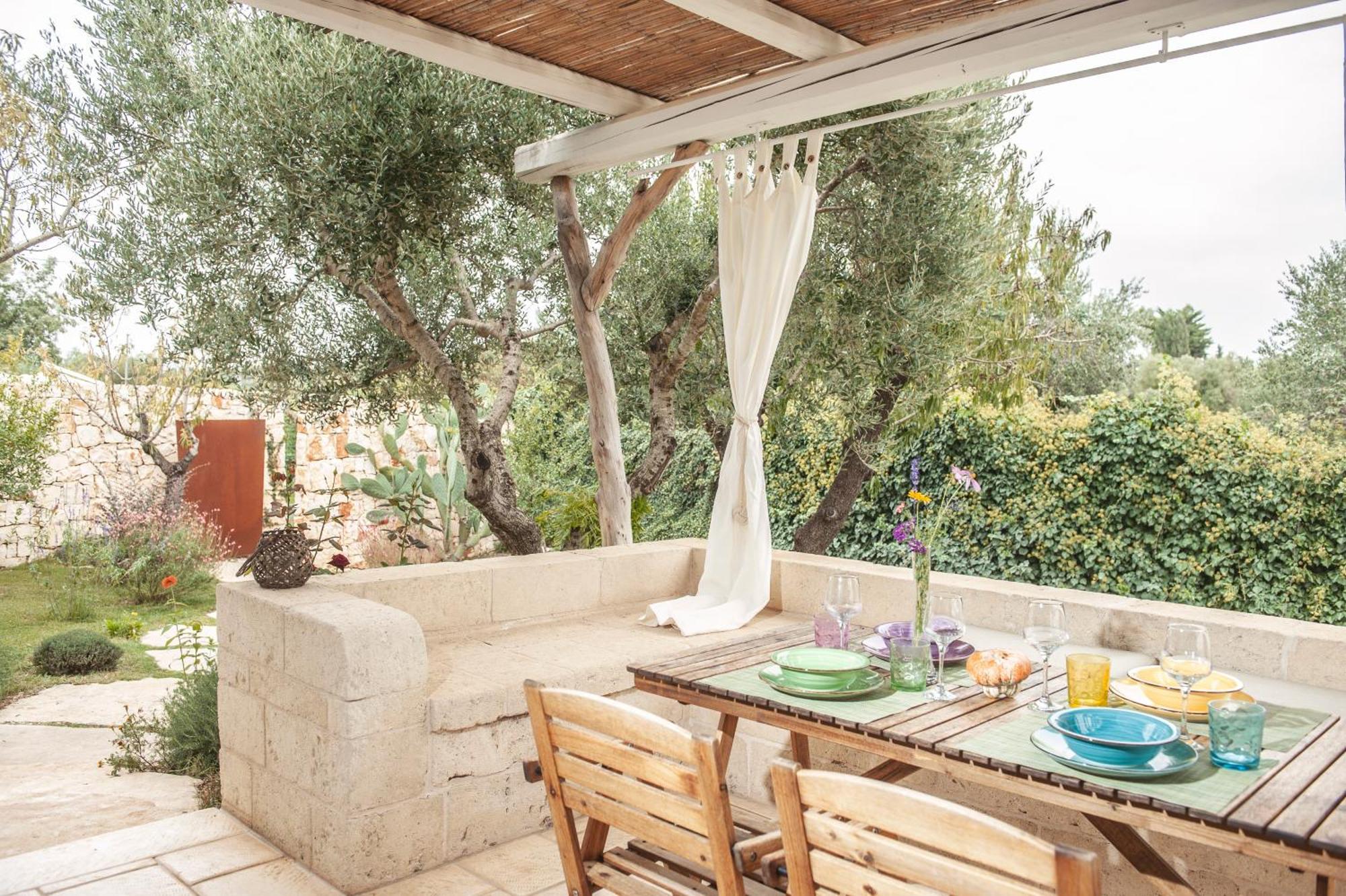 Dimora Il Mandorlo Hotel Ostuni Bagian luar foto